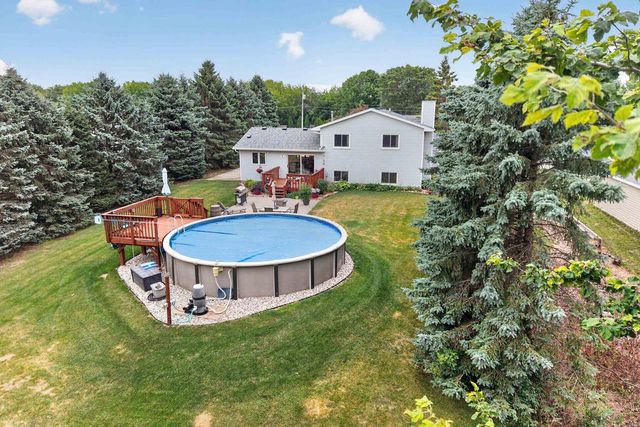 80 Johnson Avenue, Oshkosh, WI 54902