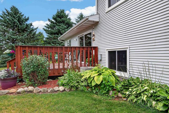 80 Johnson Avenue, Oshkosh, WI 54902