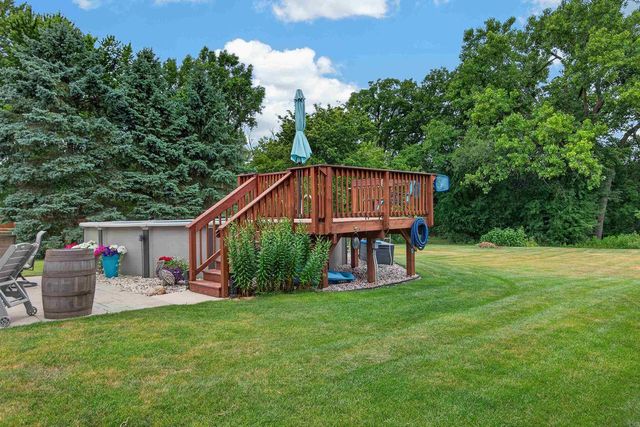 80 Johnson Avenue, Oshkosh, WI 54902