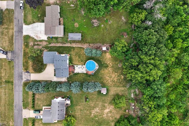 80 Johnson Avenue, Oshkosh, WI 54902