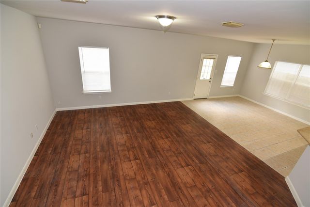 6807 Turtlewood Drive, Houston, TX 77072