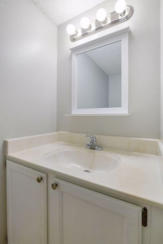 13316 Zenith Lane, Eden Prairie, MN 55346