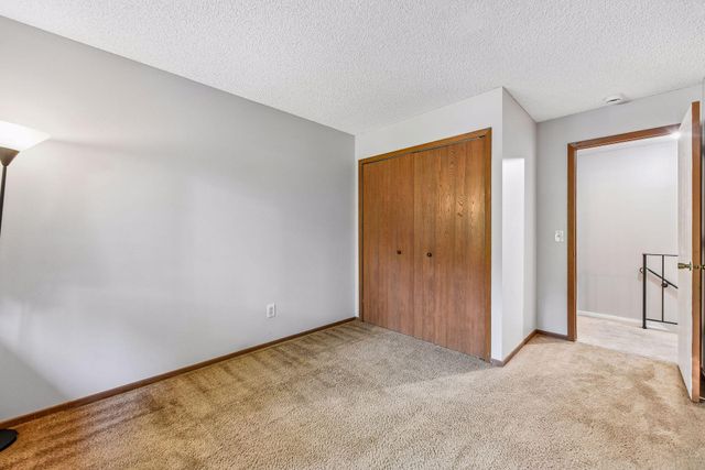 13316 Zenith Lane, Eden Prairie, MN 55346