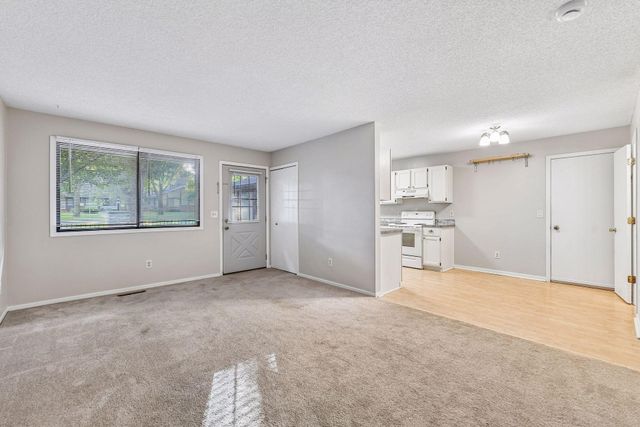 13316 Zenith Lane, Eden Prairie, MN 55346
