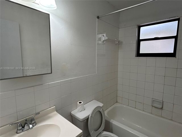 1925 Madison St 14, Hollywood, FL 33020