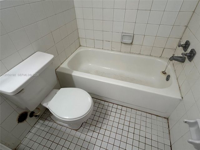1925 Madison St 14, Hollywood, FL 33020