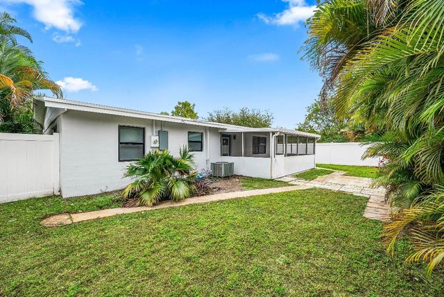 1505 NE 30th Street, Pompano Beach, FL 33064