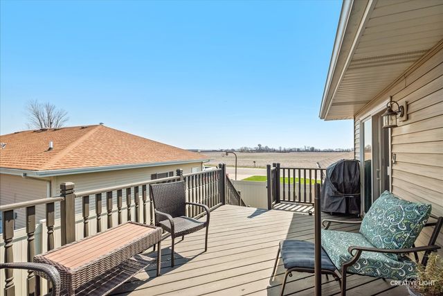 1075 S Illinois Street, Coal City, IL 60416