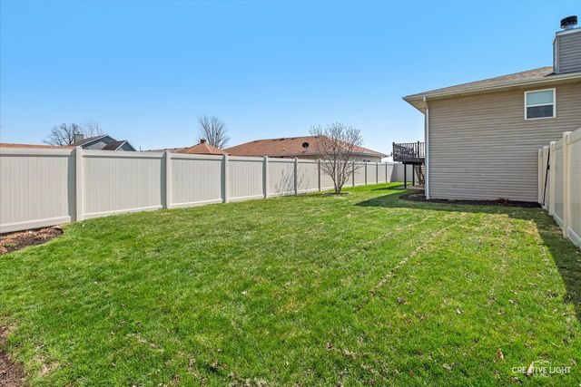 1075 S Illinois Street, Coal City, IL 60416