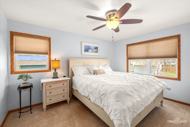 1075 S Illinois Street, Coal City, IL 60416