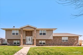 1075 S Illinois Street, Coal City, IL 60416