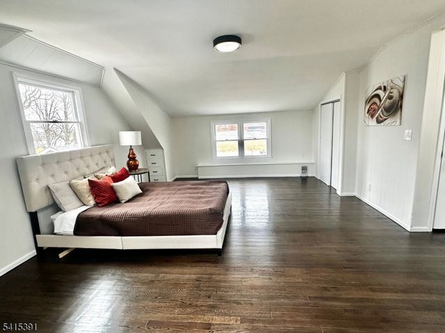 24 Susan Ln, East Brunswick Twp., NJ 08816