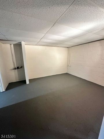 24 Susan Ln, East Brunswick Twp., NJ 08816