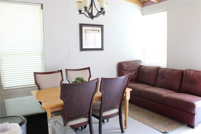 1208 Road 5005, Cleveland, TX 77327