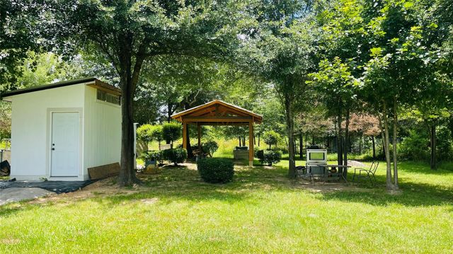 1208 Road 5005, Cleveland, TX 77327