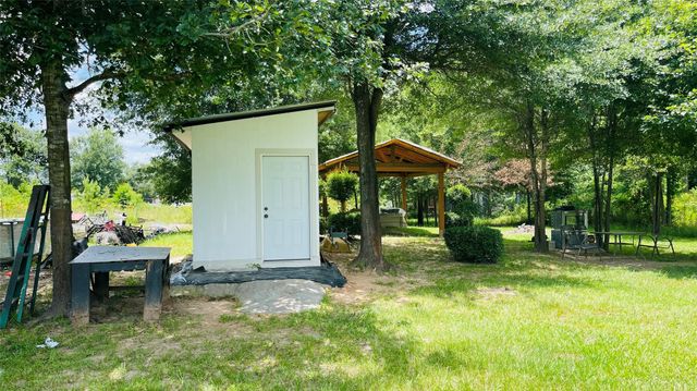 1208 Road 5005, Cleveland, TX 77327