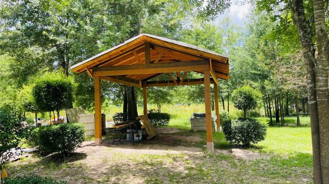 1208 Road 5005, Cleveland, TX 77327