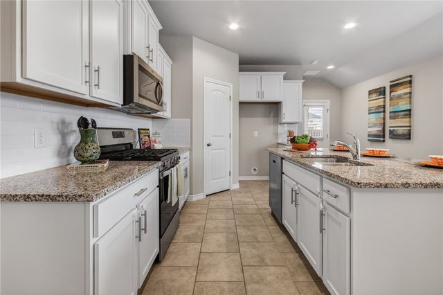 7646 Shadow Rider, Corpus Christi, TX 78414