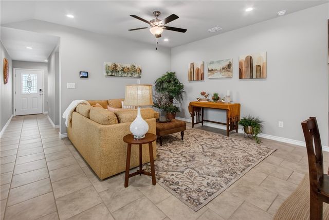 7646 Shadow Rider, Corpus Christi, TX 78414