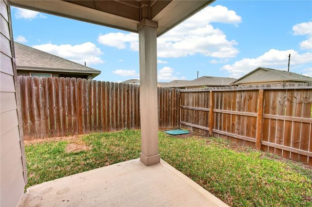 7646 Shadow Rider, Corpus Christi, TX 78414