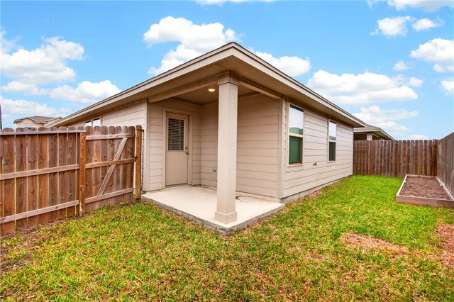 7646 Shadow Rider, Corpus Christi, TX 78414