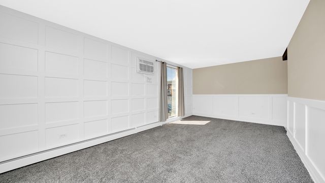 6101 W 64th Place 4, Chicago, IL 60638