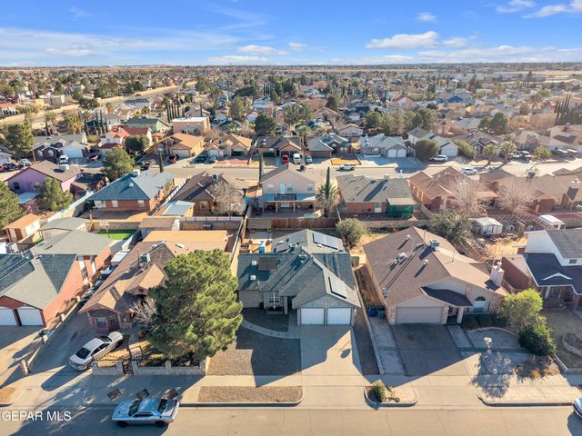 11884 DAVID FORTI Drive, El Paso, TX 79936