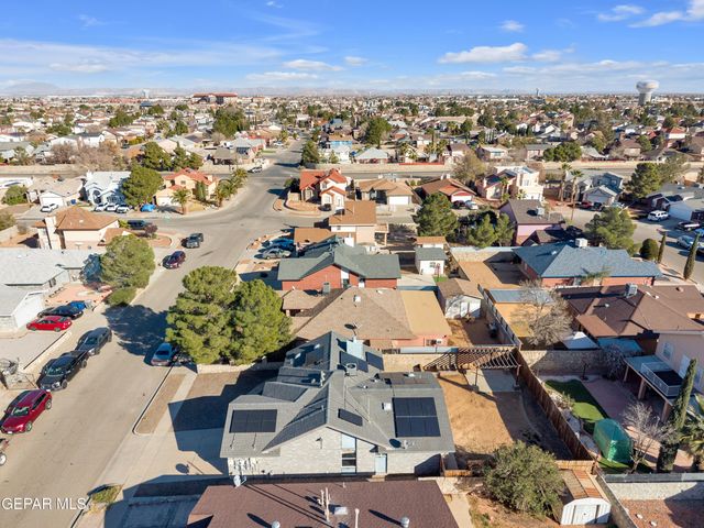 11884 DAVID FORTI Drive, El Paso, TX 79936