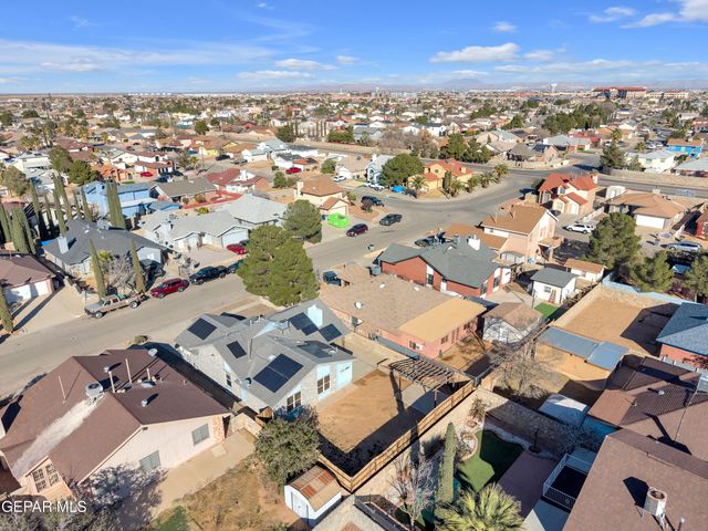 11884 DAVID FORTI Drive, El Paso, TX 79936