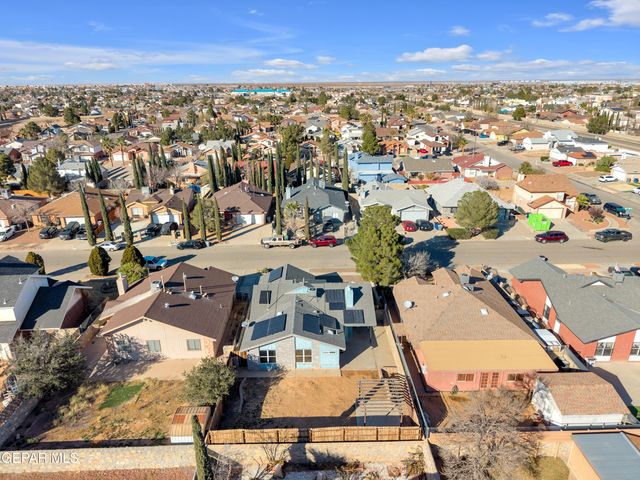 11884 DAVID FORTI Drive, El Paso, TX 79936