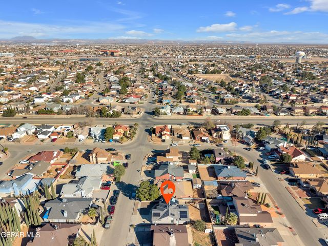 11884 DAVID FORTI Drive, El Paso, TX 79936