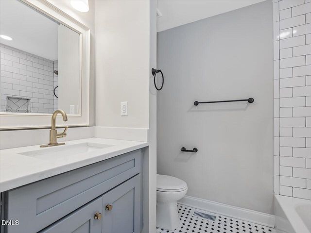 1024 Tanglewood Drive, Cary, NC 27511