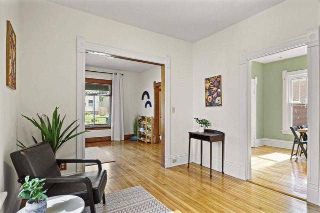 2314 Center Avenue, Madison, WI 53704