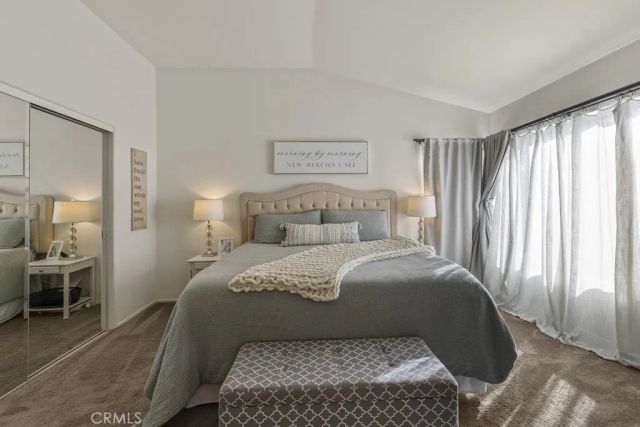 565 Rosalinda Drive, Oxnard, CA 93030