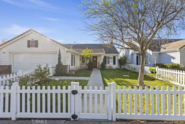 565 Rosalinda Drive, Oxnard, CA 93030