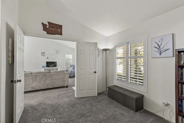 565 Rosalinda Drive, Oxnard, CA 93030