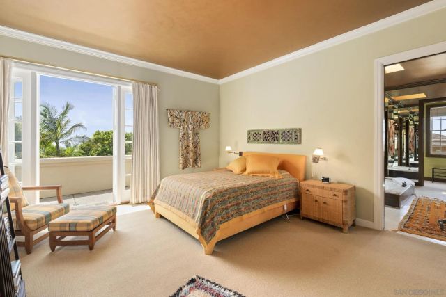 7612 Hillside, San Diego, CA 92037