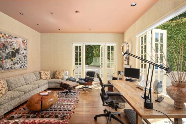 7612 Hillside, San Diego, CA 92037