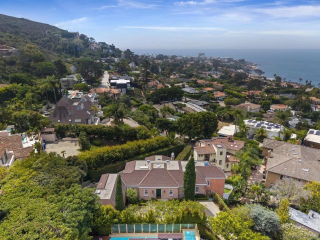 7612 Hillside, San Diego, CA 92037