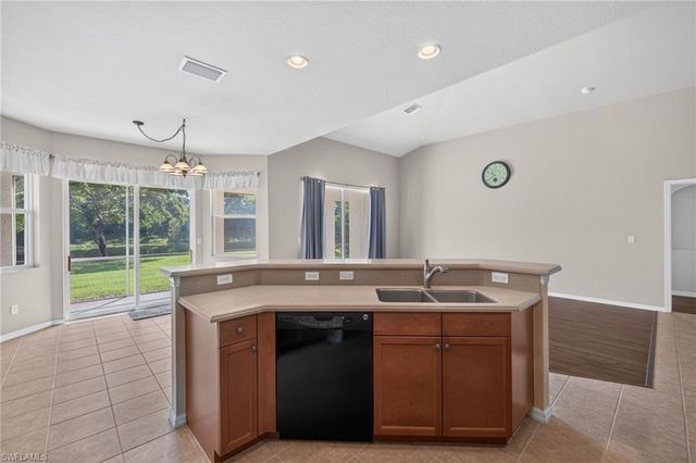 12755 Stone Tower LOOP, Fort Myers, FL 33913