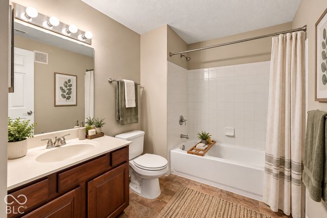 6239 Amber Creek Lane 309, Indianapolis, IN 46237