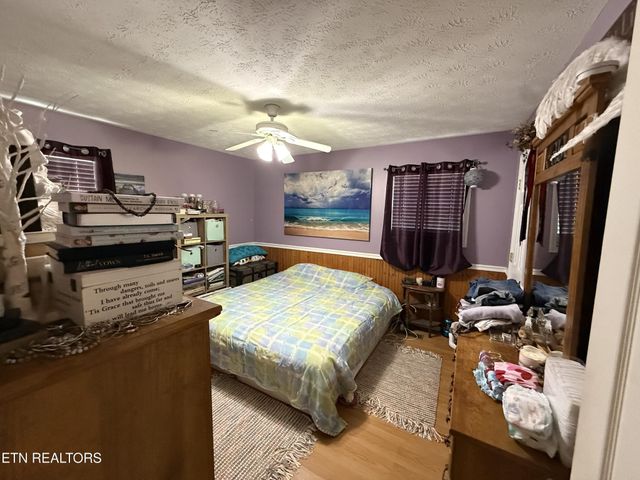 1045 Pearl Hinds Rd, Jamestown, TN 38556