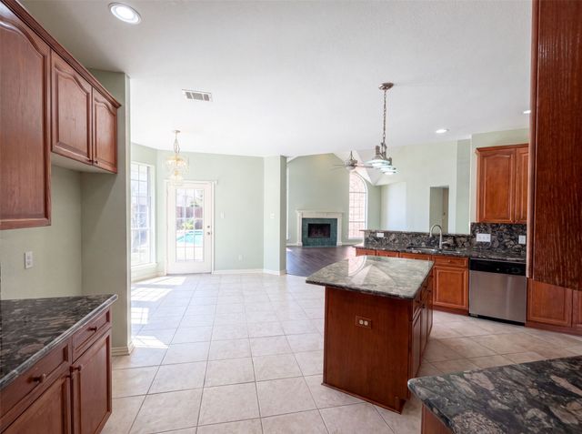 3606 Fairlands Drive, Richardson, TX 75082