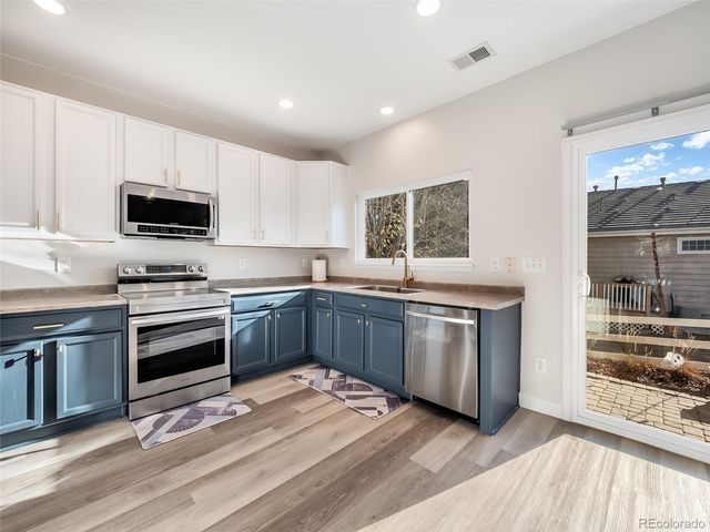 188 S Granby Court, Aurora, CO 80012