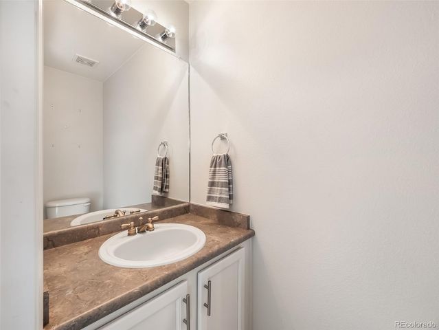 188 S Granby Court, Aurora, CO 80012