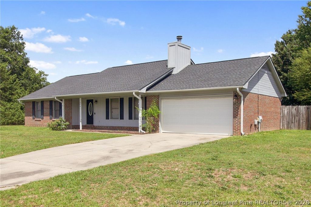 376 Woodberry Circle, Raeford, NC 28376 — photo 3
