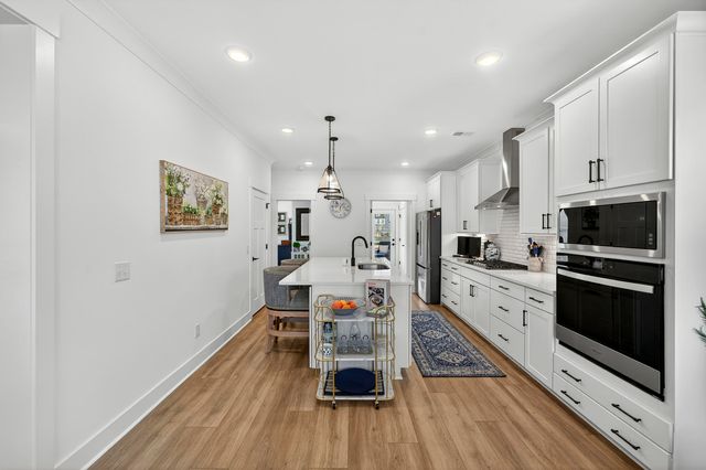 106 Pine Waters Lane, Summerville, SC 29483