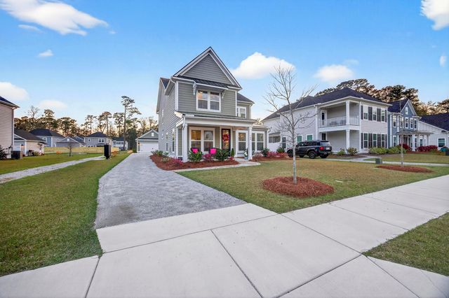 106 Pine Waters Lane, Summerville, SC 29483