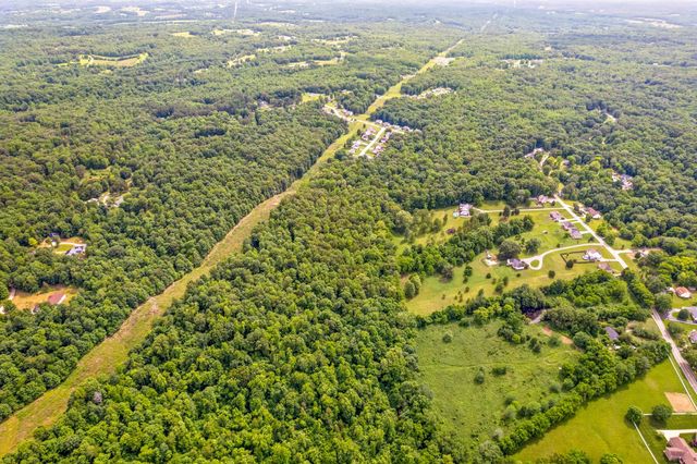 1 Ferry Rd, Clarksville, TN 37040