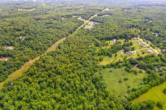 1 Ferry Rd, Clarksville, TN 37040